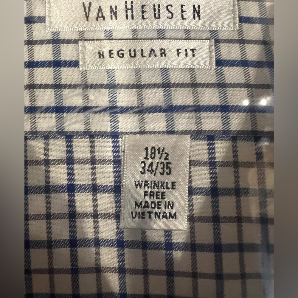 Van Heusen Men’s Checked Button Down Shirt. Wrinkle Free. - Picture 2 of 5